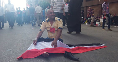 "محمد مرسى" يتمرد على الرئيس عشان لسه "الثورة مكملتش"