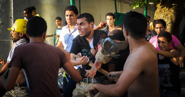 بالصور.. شهود عيان على إرهاب الإخوان يروون تفاصيل قتل وتعذيب المواطنين.. شهيد و26 مصابا بمستشفى المنيرة حصيلة اشتباكات الجيزة.. وأهالى المصابين يطالبون الجيش بالقبض على الجناة ودعاة العنف