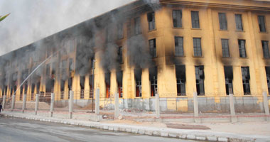السيطرة على حريق هائل اندلع داخل الشركة المصرية للورق بشبرا الخيمة