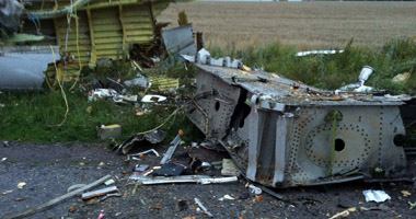 فرانس برس: لا مؤشر على ناجين فى موقع تحطم الطائرة الماليزية بأوكرانيا 	