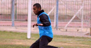 " إبراهيم الزمالك" يوقع للإسماعيلى رسميًا 