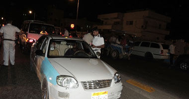 ضبط 25 سيارة نقل لسرقة قائديها مواد محجرية بالقاهرة