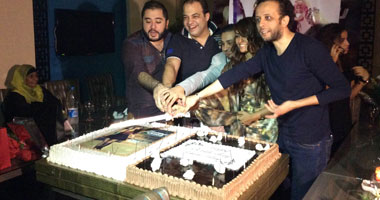 بالصور.. ريهام حلمى تحتفل بعيد ميلادها وبطرح ألبومها "أيام فى حياتى"