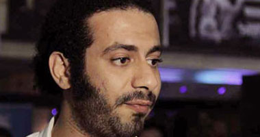 محمد فراج يسخر من "البوس" فى السينما فى مسلسل "بنات سوبر مان"