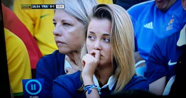 الحزن يخيم على وجه جماهير فرنسا بعد هدف ألمانيا