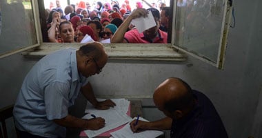 غداً.. بدء تظلمات طلاب الثانوية العامة.. والتنسيق يدرج كليات المرحلة الأولى بالموقع الإلكترونى.. وإقبال متوسط على سحب ملفات القدرات قبل انتهائها بيوم.. و70 ألف طالب نظام حديث فى الدور الثانى 16 أغسطس