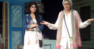 أحمد الكحلاوى يقود القافلة المحمدية بالعرض المسرحى "أحباب النبى"