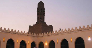 الحاكم بأمر الله.. كيف بنى مسجده بمزج العناصر الأفريقية والمصرية؟
