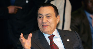 مصدر: إيقاف التحقيقات السويسرية حول أموال مبارك ونظامه لا تعنى منع تجميدها