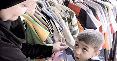 "رسالة" تقيم معرض ملابس للأسر الفقيرة بمصر الجديدة 