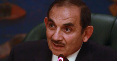  د. سيد مشعل: مبارك هو الرئيس القادم لمصر.. والحديث عن التوريث غير مبرر