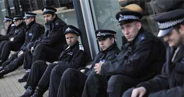 الشرطة البريطانية : استمرار حبس المتهمين بمخطط إرهابى 7أيام