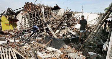 ارتفاع عدد ضحايا زلزال الهند لـ 42 قتيلاً و211 جريحاً