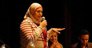 الشاعرة نور عبد الله ضيفة "نقطة" و"من أول الثورة"