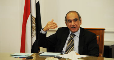 غداً.."وزير الإسكان" يلتقى يوسف الغريز لبحث سبل إعمار غزة