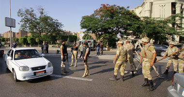 قوات الجيش تغلق ميدان المحطة بالجيزة تحسبا لتظاهرات "المحظورة"