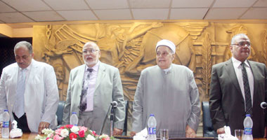 الأمين العام للرابطة المصرية: السيسى سيعبر بمصر من الأزمة الحالية