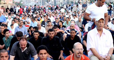 فى "صلاة العيد".. خطيب "القوات الجوية" يطالب بتقديم التحية لـ"الجيش".. وإمام "الخازندار" يحذر من حرمة الدماء.. وشيخ "عمرو بن العاص" يدعو لنبذ العنف.. و"الصعيدى" بالجامع الأزهر" يطالب المسلمين بالاتحاد