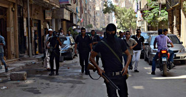 قوات الأمن تمشط منطقة مزلقان عين شمس تحسبًا لتظاهرات الإخوان