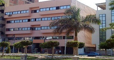 فريق طبى بريطانى يجرى عمليات قلب للأطفال بالمستشفى التعليمى الجامعى بالإسكندرية