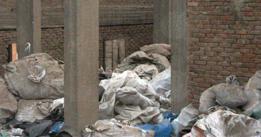 شبرا الخيمة تتحول إلى رقعة من القمامة  