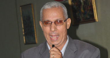 جمال زهران لـ"90 دقيقة": "نظام مبارك لم يسقط.. ولا زلنا فى ضع الثورة"