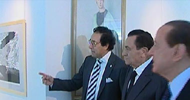 مبارك يشاهد فيلماً تسجيلياً عن متحف الآثار بروما