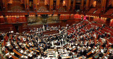 الأغلبية الإيطالية تطلب مد فترة البرلمان.. والمعارضة: لا يمكن إلا فى الحرب