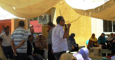 "المنيا" تحيل مديرى المدارس الممتنعة عن توزيع الكتب المدرسية للتحقيق