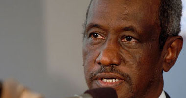 النيابة العامة السودانية: إصابة نائب الرئيس السابق على عثمان طه بكورونا