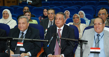 وزير التعليم يلتقى مديرى المديريات لمتابعة استعداداتهم لبدء الدراسة