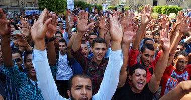 وصول مسيرة لـ"المحظورة" إلى ميدان المطرية 