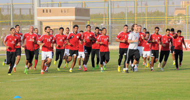 المنتخب يؤدى أول تدريبات غانا بحمل "متوسط".. وفتحى فى "التأهيل"