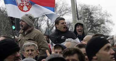 تصاعد الاحتجاجات على خفض مرتبات المدرسين فى صربيا