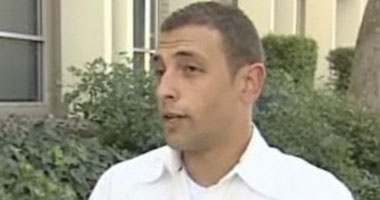 بالفيديو.. "إف بى آى" يوقف طالبا مصريا فى كاليفورنيا