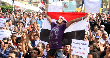 مسيرة الحزب الناصرى تصل إلى ميدان التحرير للمشاركة بالمليونية