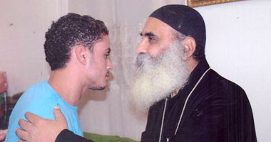 بالصور.. كاهن كنيسة طنطا: الحريق أظهر تلاحم المسلمين والمسيحيين