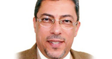اعتصام أعضاء هيئة التدريس لإقصاء رئيس جامعة المنصورة 