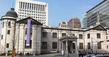 بنك كوريا المركزى يعتزم الإبقاء على سياسة التخفيف الكمى خلال العام المقبل