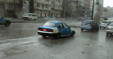 سقوط أمطار ثلجية وبرق ورعد على مدن دمياط.. صور وفيديو