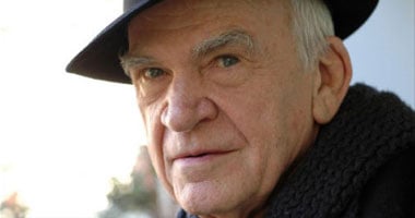 التشيك تمنح ميلان كونديرا جائزة كافكا الأدبية.. بعد 40 سنة منفى 