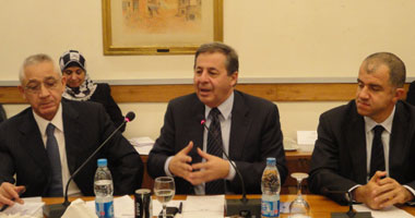 "رشيد" يطالب بـقوائم سوداء" للمُهربين