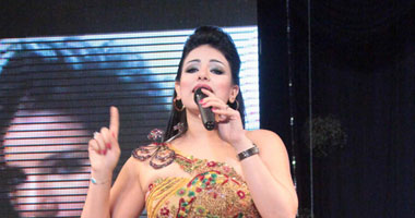 مروة نصر تغنى لـ"عيد الحب" 