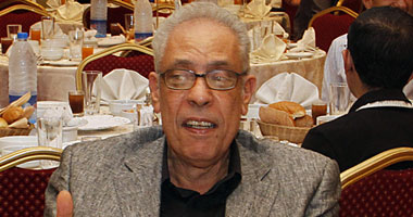 نبيل الحلفاوى عن جنازة مبارك: "تمسك بالبقاء فى وطن دافع عنه"
