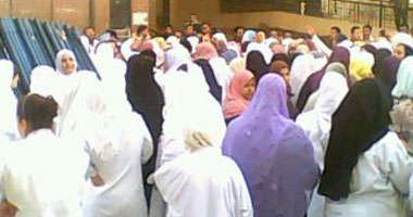 إضراب "ممرضات جامعة الزقازيق" للمطالبة بالكادر