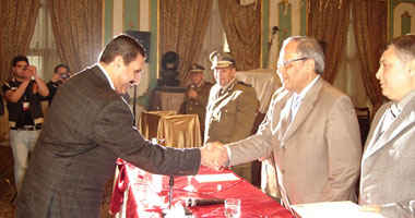 "الداخلية" تخصص غرف انتظار للمحتجزين مؤقتا