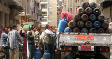 مصادرة شاحنات إسمنت وأنابيب بوتاجاز قبل تهريبها إلى غزة