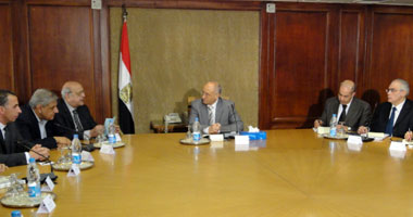 "التجارة" تناقش أوضاع الاستثمارات المصرية بليبيا