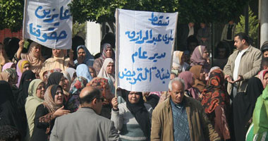 بالصور.. وقفة احتجاجية لممرضات جامعة طنطا