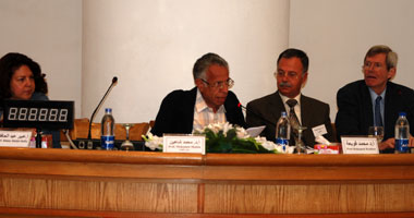 مترجمون: استخدام المتلازمات بلا فائدة يجعل النص مسخًا